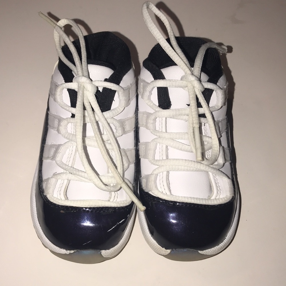Boy’s Jordan 11 Retro Concord Sneakers